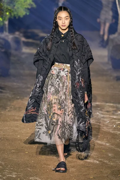 Look 57